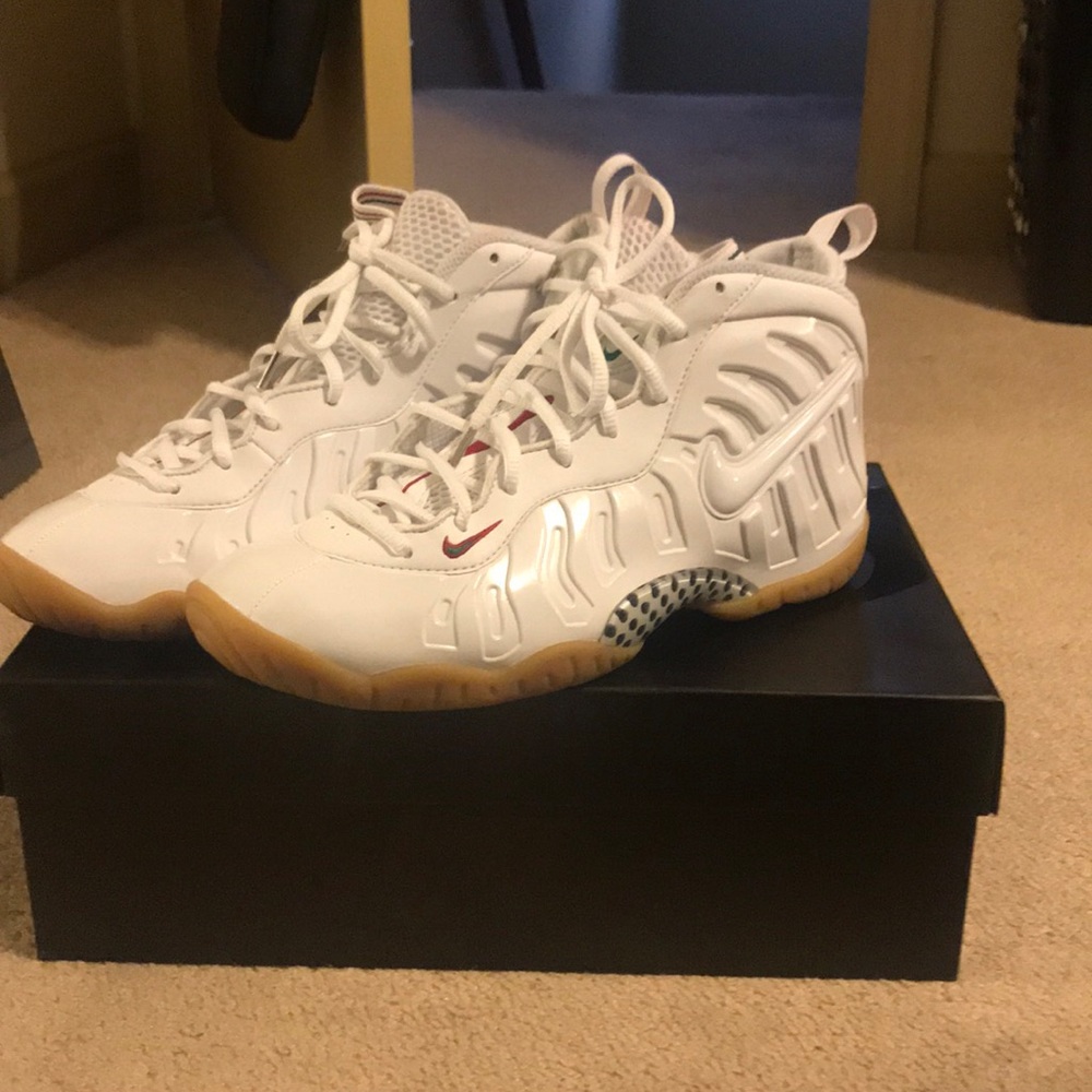 Gucci Foams/ GradeSchool 7y